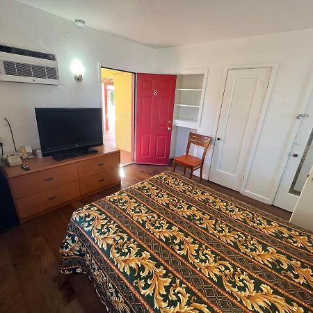 Quail Inn Motel Тусон Екстериор снимка