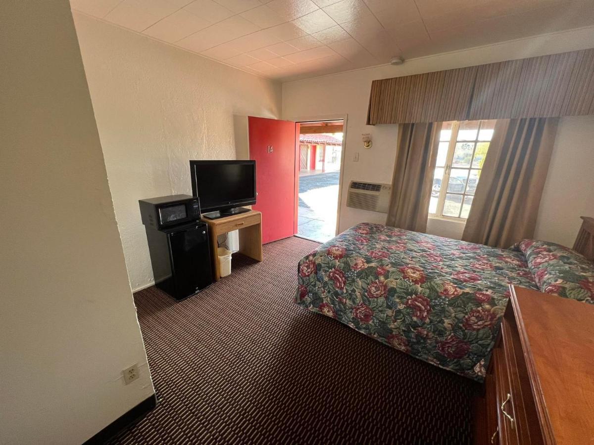 Quail Inn Motel Тусон Екстериор снимка